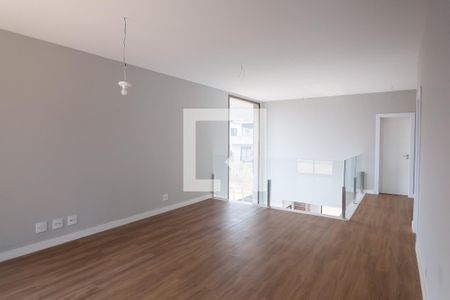 Casa de condomínio à venda com 390m², 4 quartos e 8 vagas Casa de condomínio à venda com 390m², 4 quartos e 8 vagassala 2