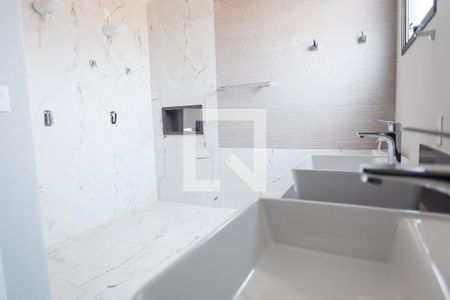 Casa de condomínio à venda com 390m², 4 quartos e 8 vagas Casa de condomínio à venda com 390m², 4 quartos e 8 vagasbanheiro suite master