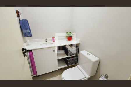 Lavabo de casa de condomínio para alugar com 4 quartos, 198m² em Medeiros, Jundiaí