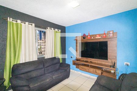 Sala de casa à venda com 4 quartos, 110m² em Piratininga, Osasco