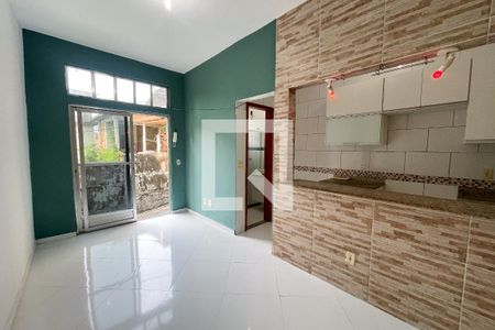 Sala de casa para alugar com 1 quarto, 25m² em Vila Leopoldina, Duque de Caxias