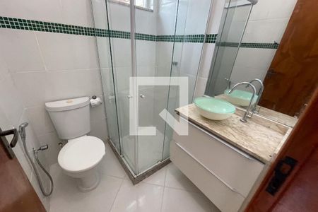 Banheiro de casa para alugar com 1 quarto, 25m² em Vila Leopoldina, Duque de Caxias