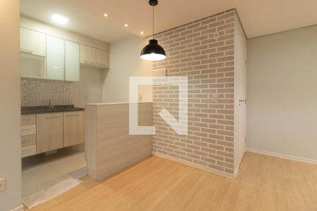 Sala de apartamento para alugar com 2 quartos, 48m² em Quinta dos Angicos, Cotia