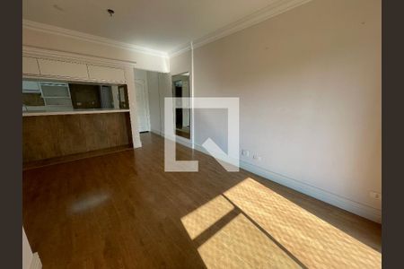 Sala de apartamento para alugar com 3 quartos, 75m² em Jardim das Vertentes, São Paulo