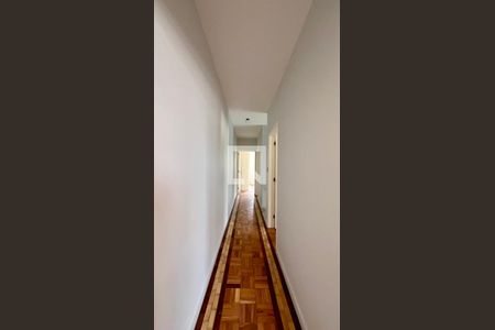 Corredor de casa para alugar com 4 quartos, 169m² em Vila Madalena, São Paulo