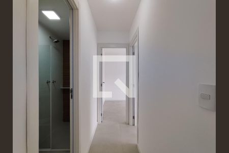 Corredor de apartamento para alugar com 2 quartos, 60m² em São Cristóvão, Rio de Janeiro