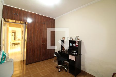 Quarto 1 de casa para alugar com 3 quartos, 136m² em Vila Vitorio Mazzei, São Paulo