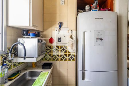 Cozinha de apartamento para alugar com 1 quarto, 48m² em Pinheiros, São Paulo