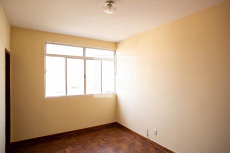 Suíte de apartamento para alugar com 3 quartos, 110m² em Santa Efigênia, Belo Horizonte