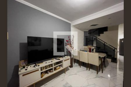 Sala de casa à venda com 2 quartos, 170m² em Vila Guilhermina, São Paulo