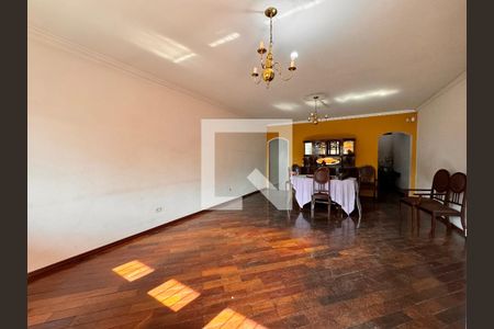 Sala de casa à venda com 4 quartos, 281m² em Santa Maria, Santo André