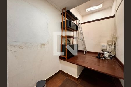 Escritório de casa à venda com 4 quartos, 281m² em Santa Maria, Santo André