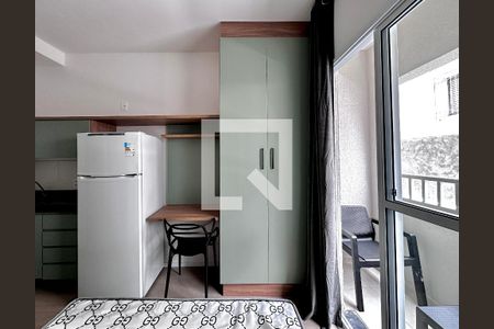 Quarto de kitnet/studio à venda com 0 quarto, 15m² em Jardim Aeroporto, São Paulo