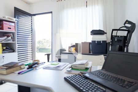 Casa de condomínio para alugar com 585m², 3 quartos e 4 vagas Casa de condomínio para alugar com 585m², 3 quartos e 4 vagasQuarto de Serviço