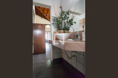 Casa de condomínio para alugar com 585m², 3 quartos e 4 vagas Casa de condomínio para alugar com 585m², 3 quartos e 4 vagasLavabo