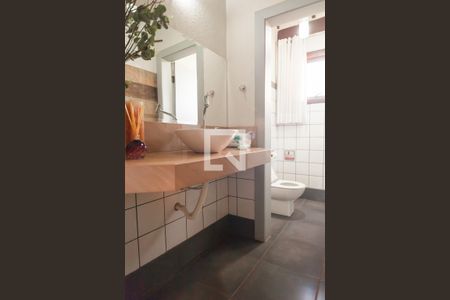 Casa de condomínio para alugar com 585m², 3 quartos e 4 vagas Casa de condomínio para alugar com 585m², 3 quartos e 4 vagasLavabo