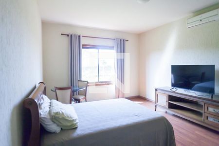 Casa de condomínio para alugar com 585m², 3 quartos e 4 vagas Casa de condomínio para alugar com 585m², 3 quartos e 4 vagasQuarto 1