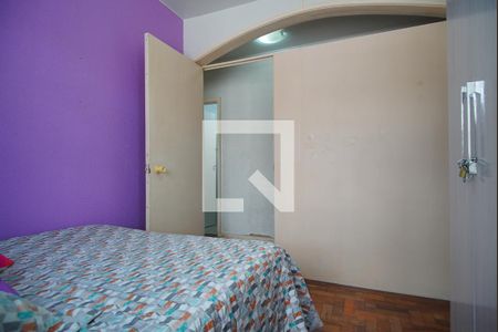 Quarto 1 de apartamento à venda com 2 quartos, 69m² em Vila Ipiranga, Porto Alegre