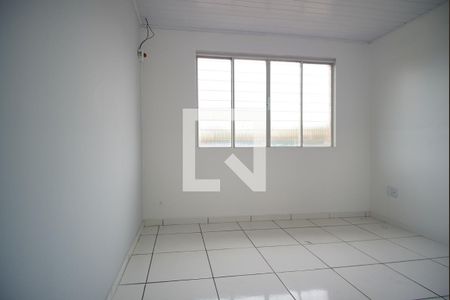 Quarto 1 de apartamento para alugar com 3 quartos, 80m² em Sarandi, Porto Alegre