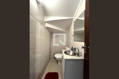 Lavabo de casa para alugar com 2 quartos, 112m² em Conjunto Residencial Jardim Canaa, São Paulo