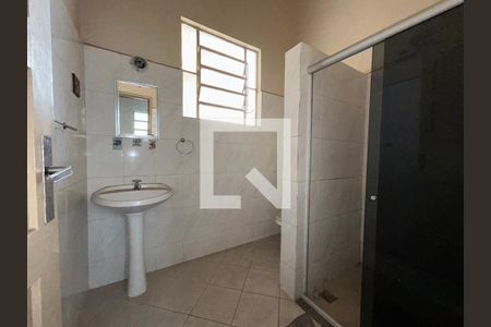 Banheiro de casa para alugar com 2 quartos, 50m² em Madureira, Rio de Janeiro