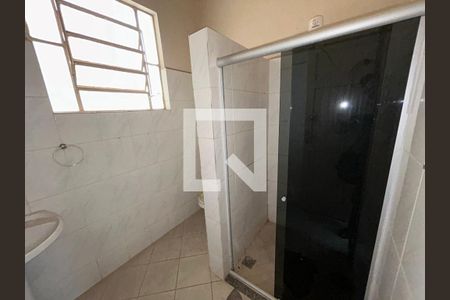 Banheiro de casa para alugar com 2 quartos, 50m² em Madureira, Rio de Janeiro