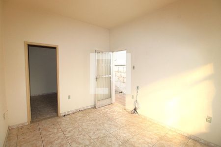 Sala de casa para alugar com 1 quarto, 50m² em Madureira, Rio de Janeiro