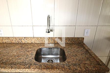 Cozinha - Torneira de casa para alugar com 3 quartos, 78m² em Tijuca, Alvorada