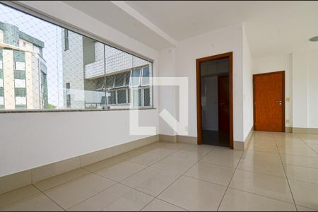 Sala de estar de apartamento à venda com 4 quartos, 110m² em Sion, Belo Horizonte