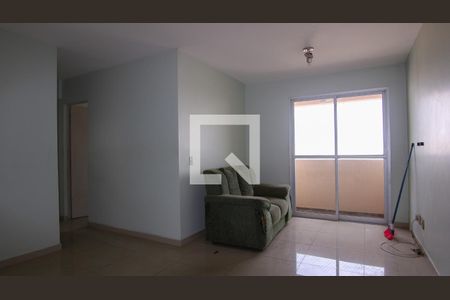 Sala de apartamento para alugar com 3 quartos, 64m² em Vila Divina Pastora, São Paulo