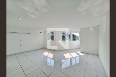 Sala/Quarto  de casa para alugar com 1 quarto, 50m² em Botafogo, Rio de Janeiro