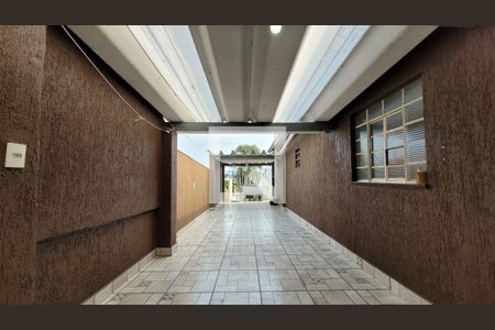 Quintal de casa à venda com 2 quartos, 102m² em Jardim Alvorada, Santo André