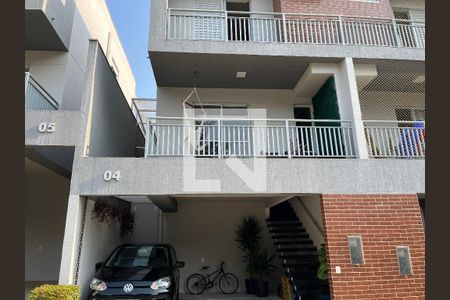 Fachada de casa de condomínio para alugar com 3 quartos, 120m² em Jardim Modelo, Suzano