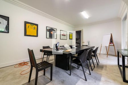 Foto 29 de casa à venda com 3 quartos, 956m² em Jardim Everest, São Paulo