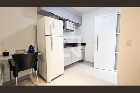 Studio de kitnet/studio para alugar com 1 quarto, 27m² em Jardim Iporanga, São Paulo