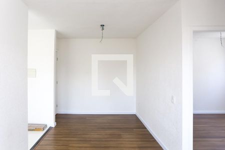 sala  de apartamento para alugar com 2 quartos, 42m² em Jardim do Lago, São Paulo