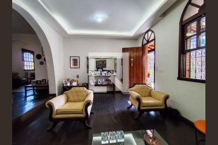 Sala de casa à venda com 4 quartos, 485m² em Colégio Batista, Belo Horizonte