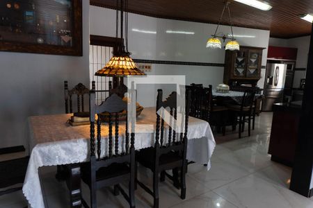 Sala de Jantar de casa à venda com 3 quartos, 276m² em Cândida Ferreira, Contagem