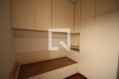 Quarto 1 de apartamento à venda com 2 quartos, 70m² em Super Quadra Morumbi, São Paulo