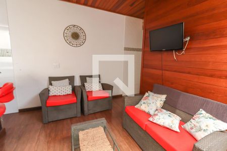 Casa à venda com 250m², 3 quartos e 3 vagas Casa à venda com 250m², 3 quartos e 3 vagasÁrea gourmet