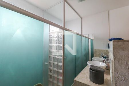 Casa à venda com 250m², 3 quartos e 3 vagas Casa à venda com 250m², 3 quartos e 3 vagasSuíte