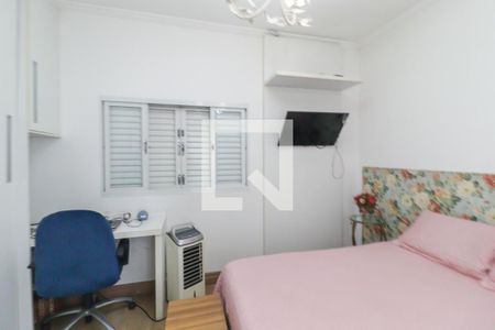 Casa à venda com 250m², 3 quartos e 3 vagas Casa à venda com 250m², 3 quartos e 3 vagasSuíte 2