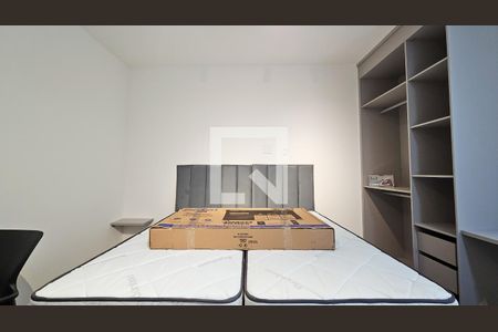 Sala/Quarto/Cozinha de apartamento para alugar com 1 quarto, 27m² em Jardim Iporanga, São Paulo