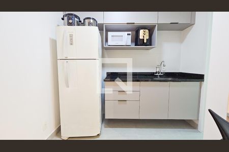 Quarto / Cozinha de kitnet/studio para alugar com 1 quarto, 27m² em Jardim Iporanga, São Paulo