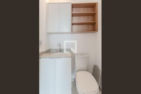 Banheiro de kitnet/studio para alugar com 1 quarto, 29m² em Ipiranga, São Paulo