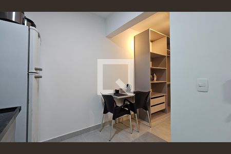 Studio de kitnet/studio para alugar com 1 quarto, 27m² em Jardim Iporanga, São Paulo