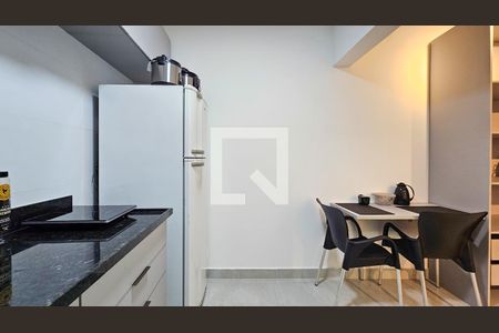 Studio de kitnet/studio para alugar com 1 quarto, 27m² em Jardim Iporanga, São Paulo