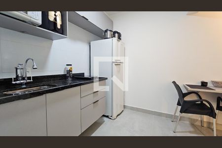 Studio de kitnet/studio para alugar com 1 quarto, 27m² em Jardim Iporanga, São Paulo