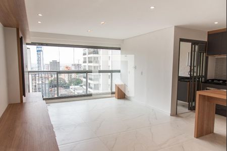 Sala de apartamento à venda com 2 quartos, 82m² em Vila Dom Pedro I, São Paulo