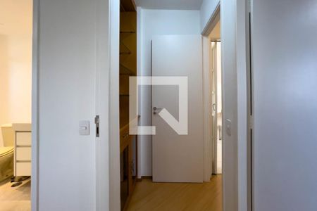 Hall de apartamento para alugar com 2 quartos, 63m² em Vila Mariana, São Paulo